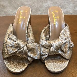 Lulus block heels, Rose Gold Metallic size 6.